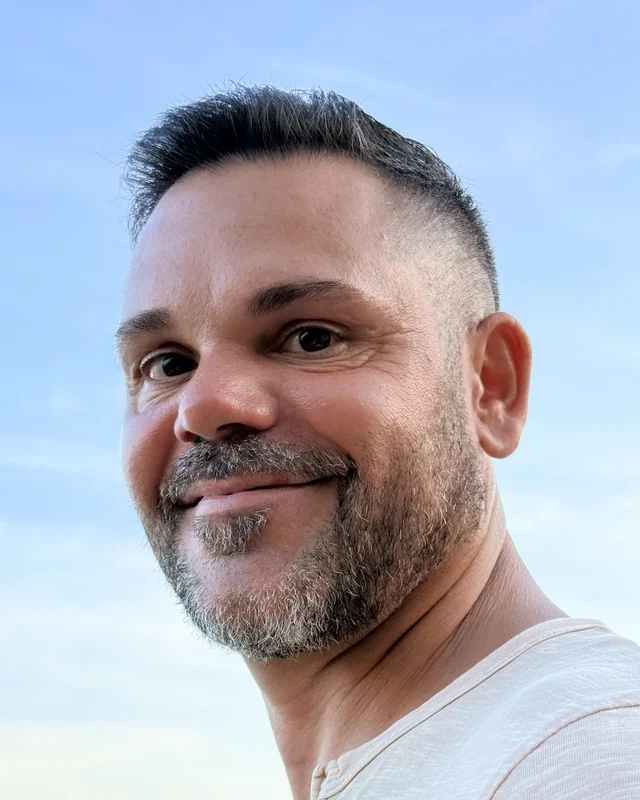Raúl Ramos, autor de Tu Versión Sana